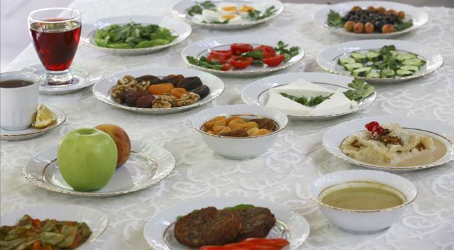Ramazanda 'Bol Sıvı ve Protein Tüketin' Önerisi